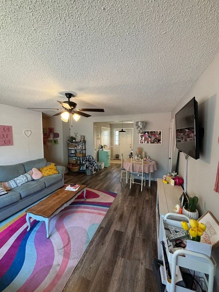 Mark Twain 228 - Photo 2 of 28