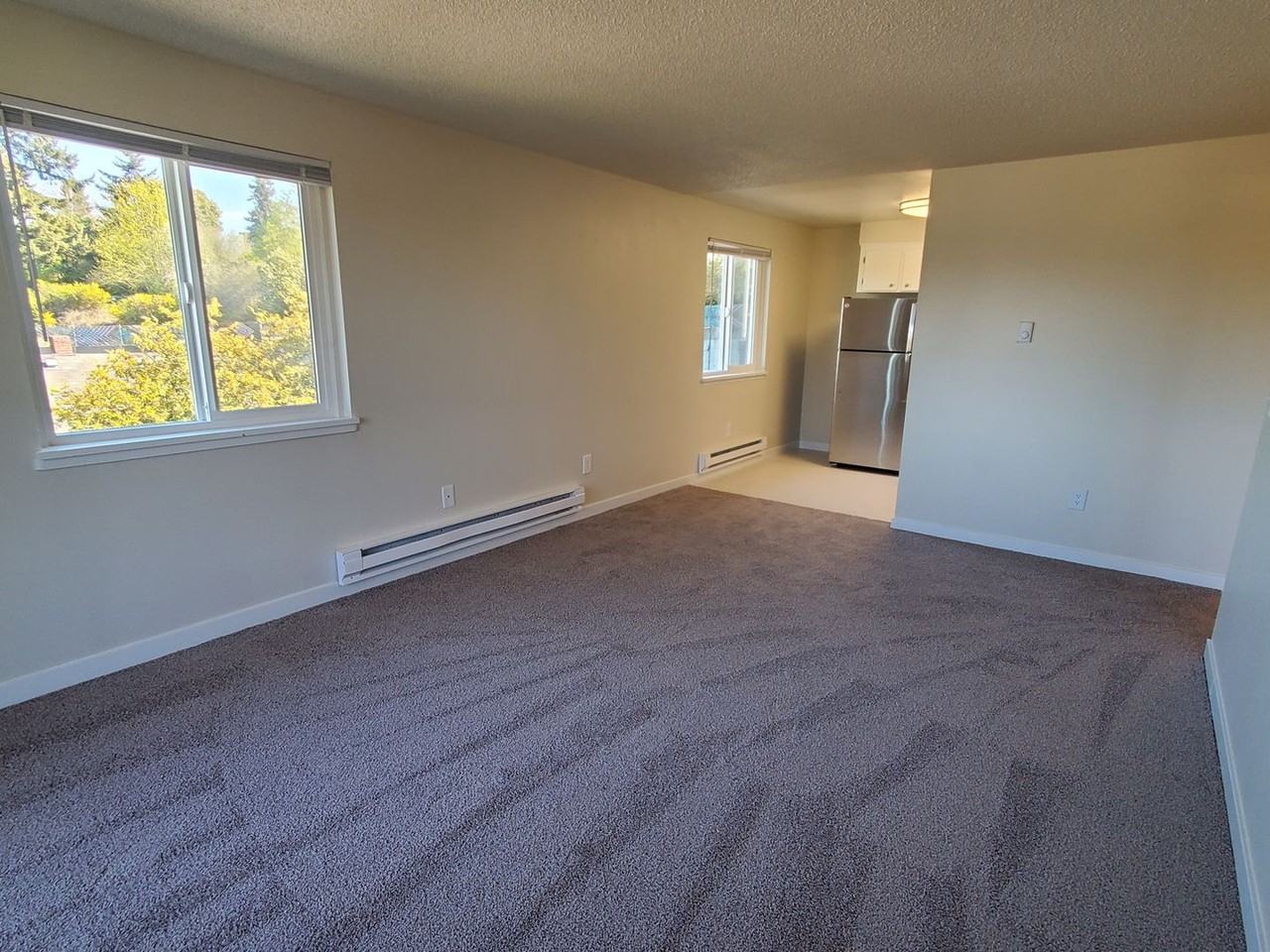 Cortina Apartments - Photo 3 of 11