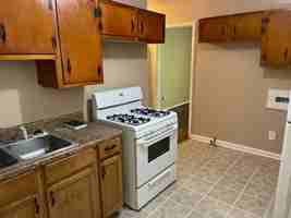 featured image of 609 Idlewild Cir