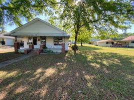 featured image of 1306B Church Ave Se