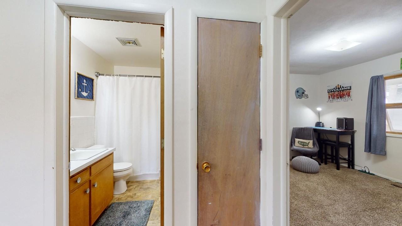 2109 Barr Dr - Photo 7 of 17