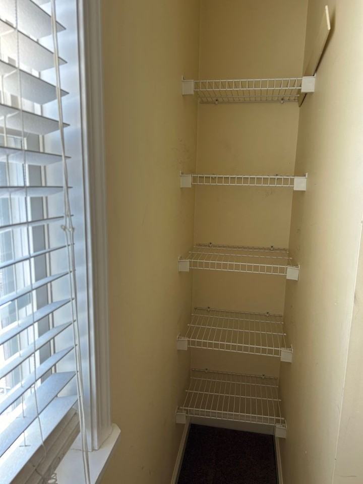 273 Ivy Place - Photo 4 of 43