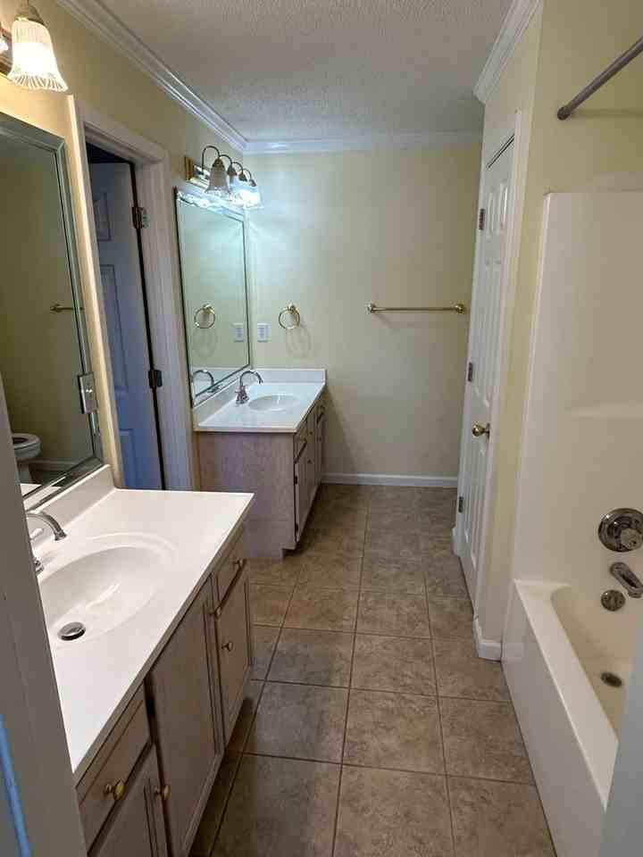 273 Ivy Place - Photo 6 of 43