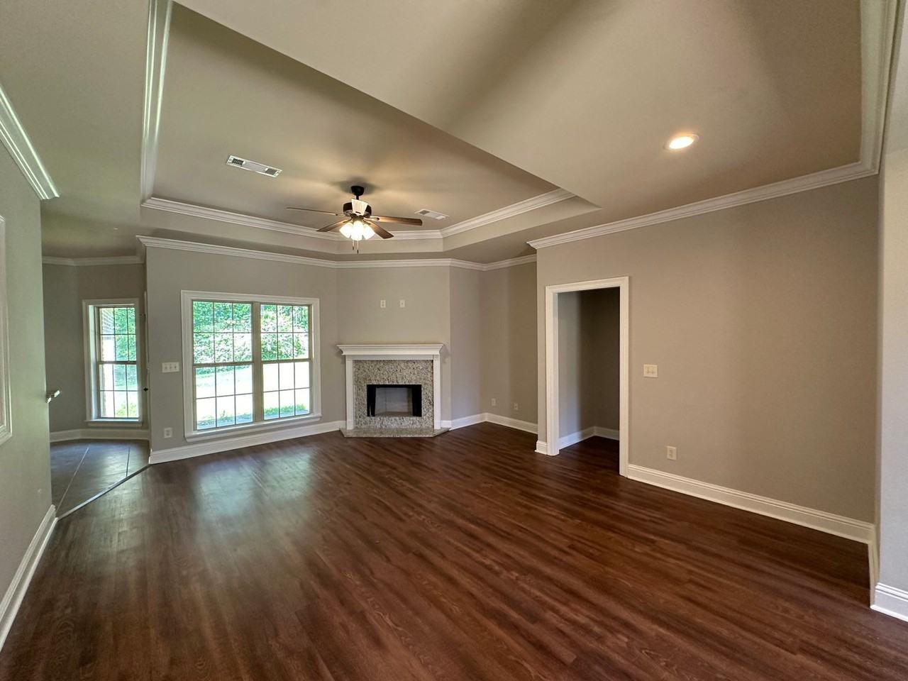 243 Windsong Loop - Photo 3 of 33