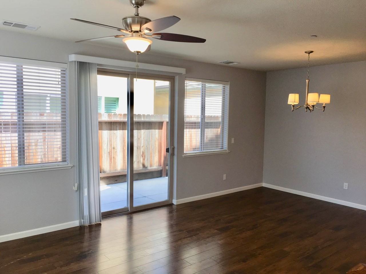 290 Slate Ave - Photo 6 of 19