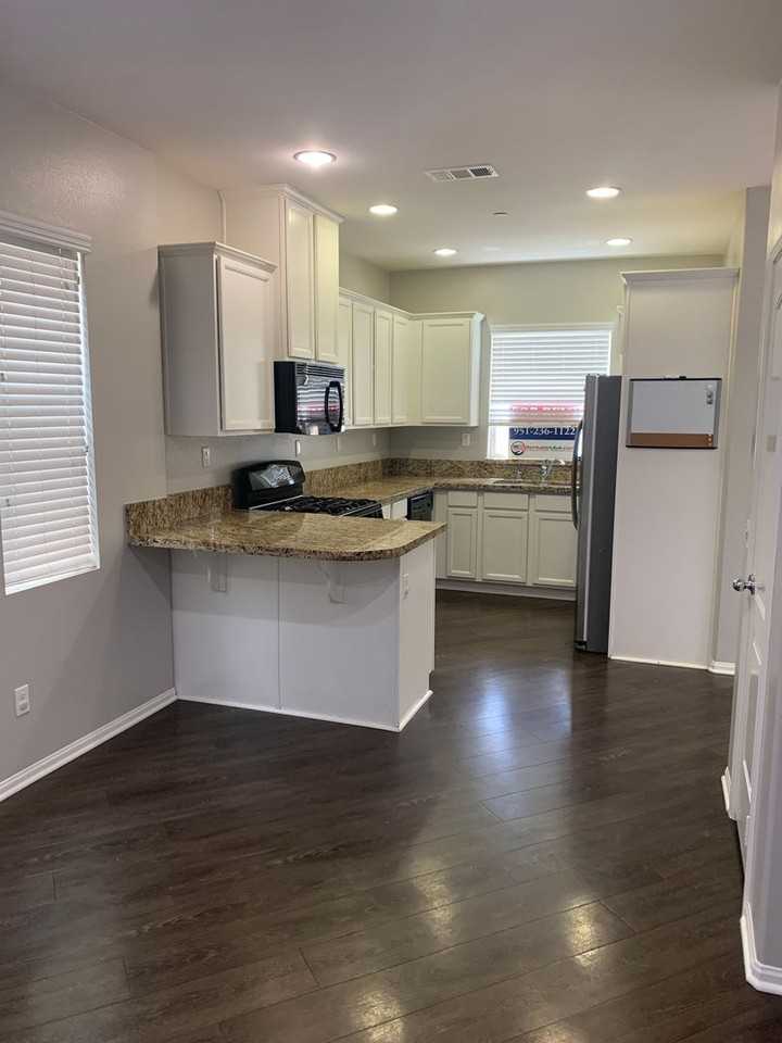 37350 Paseo Tulipa - Photo 4 of 32