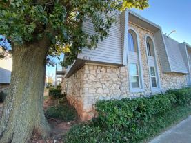 6016 Nw Expressway #D - Photo 1 of 1