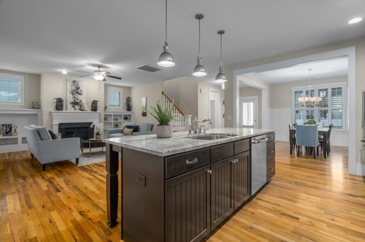 41 Fallenwood Lane - Photo 3 of 24