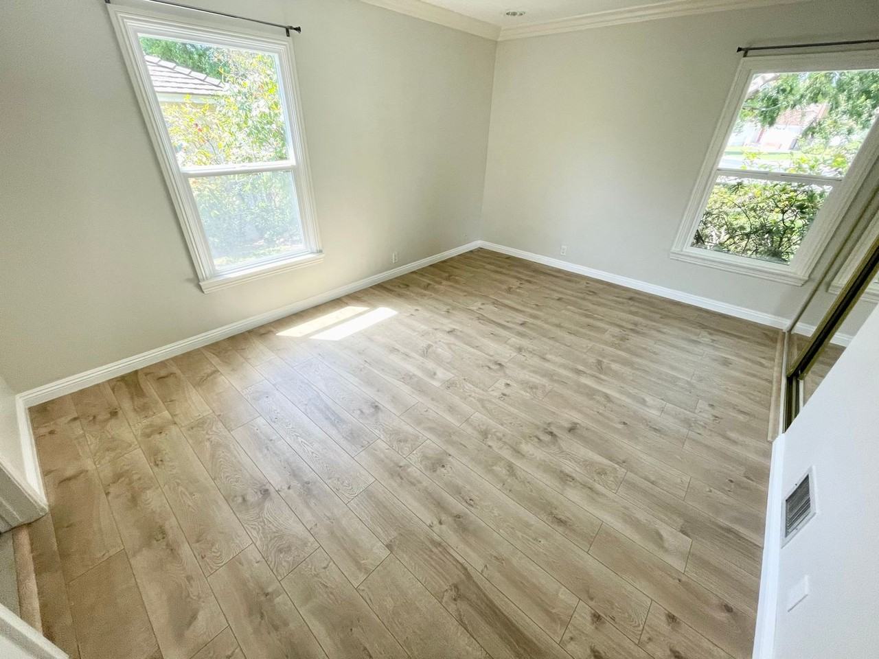 1920 Del Mar Ave - Photo 6 of 50