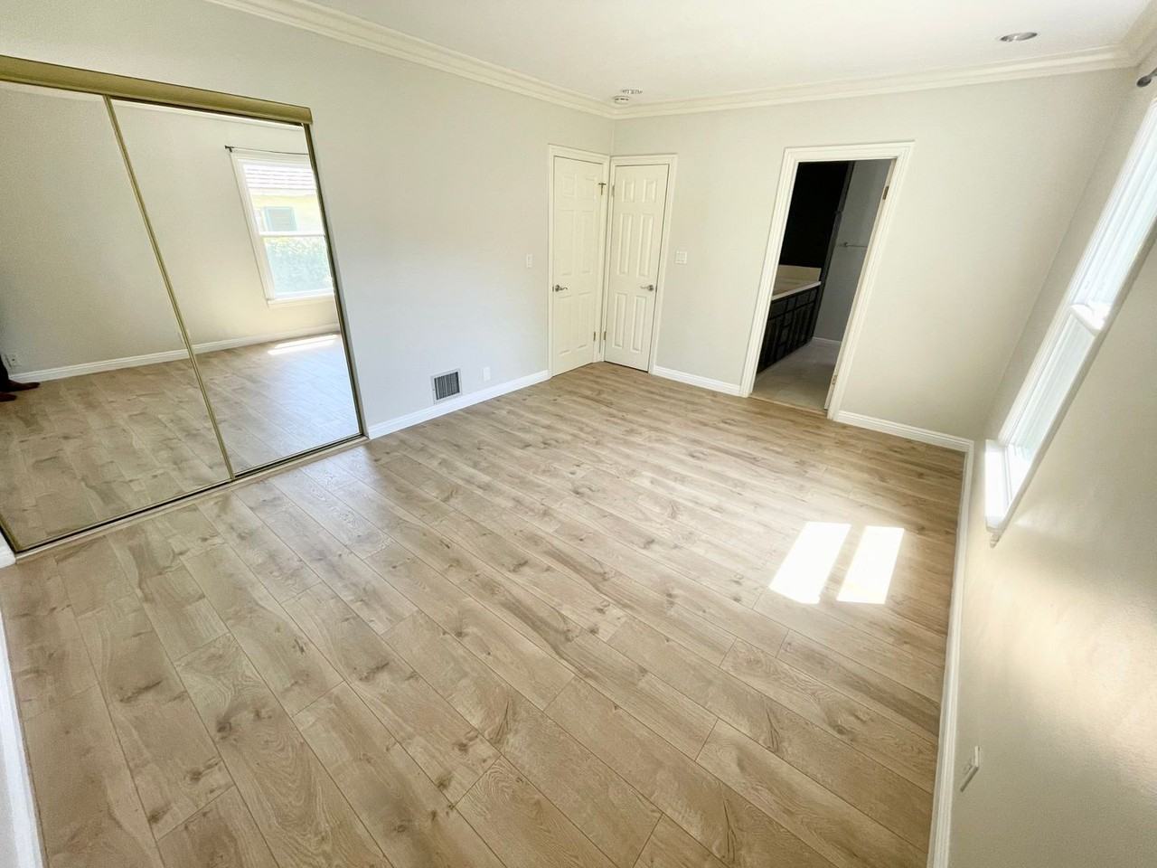 1920 Del Mar Ave - Photo 7 of 50