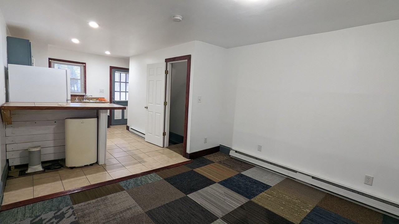 70 1st St - Photo 2 of 7