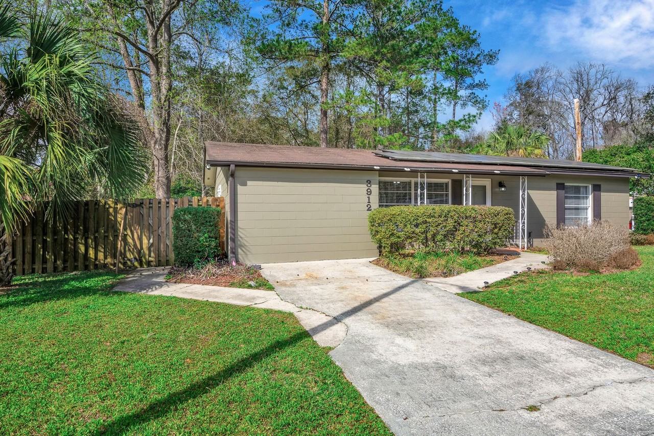 3912 3912 NW 32nd St Gainesville FL - Photo 3 of 28