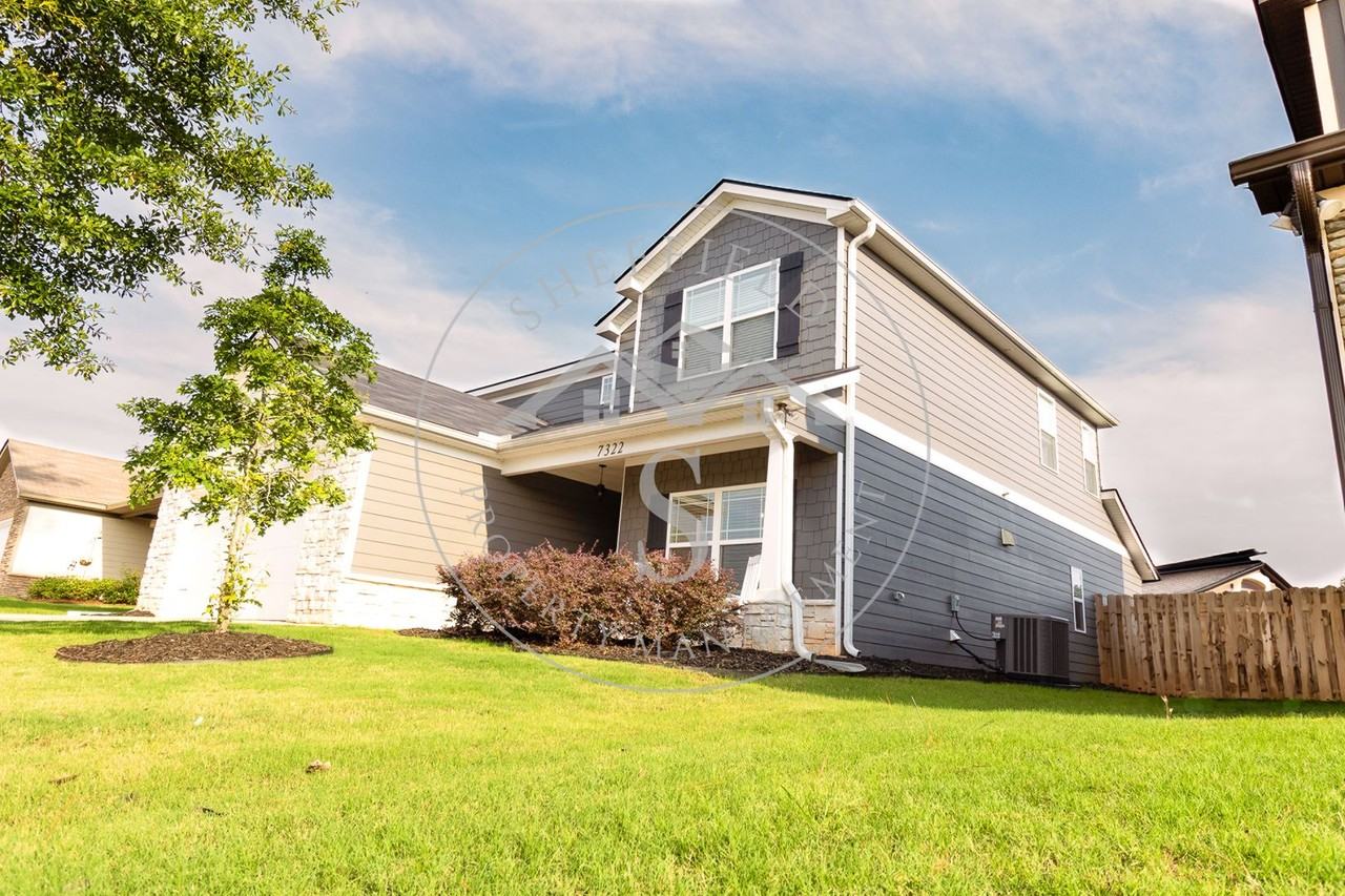 7322 Pine Chase Dr - Photo 4 of 33