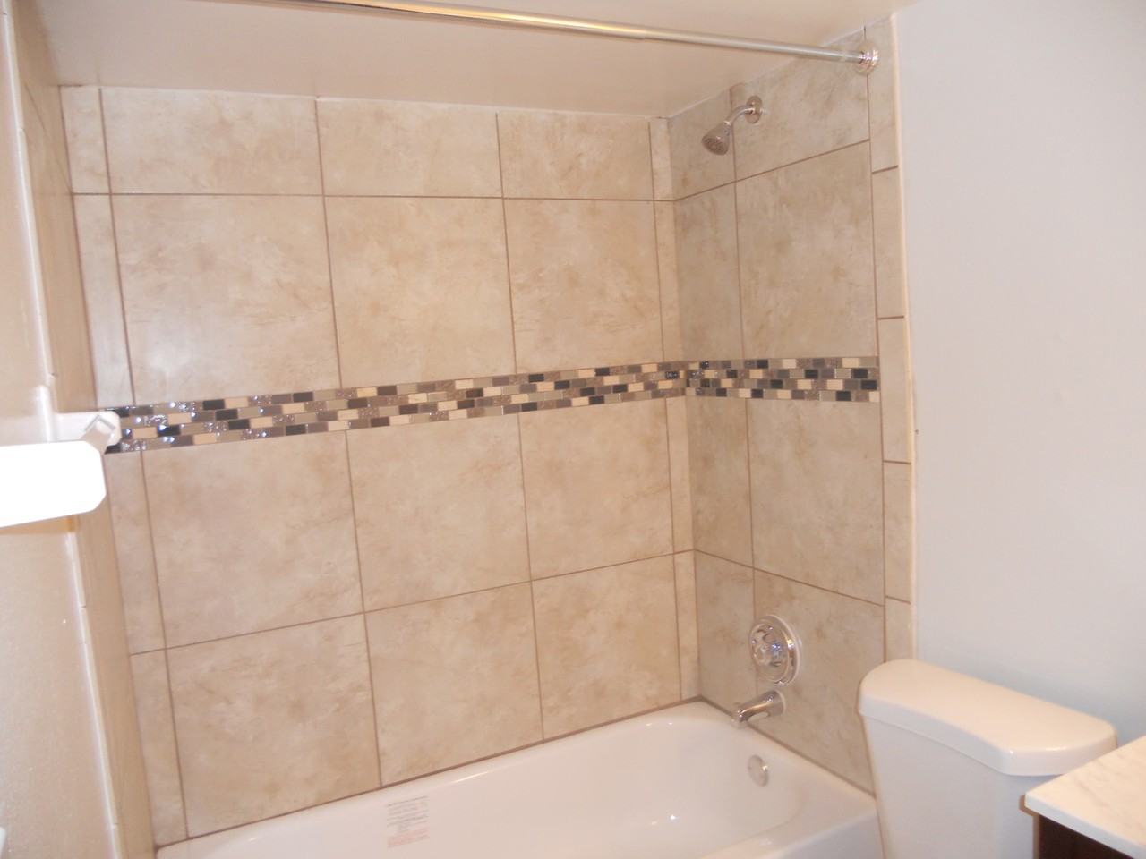618 Orange Dr #212 - Photo 6 of 26