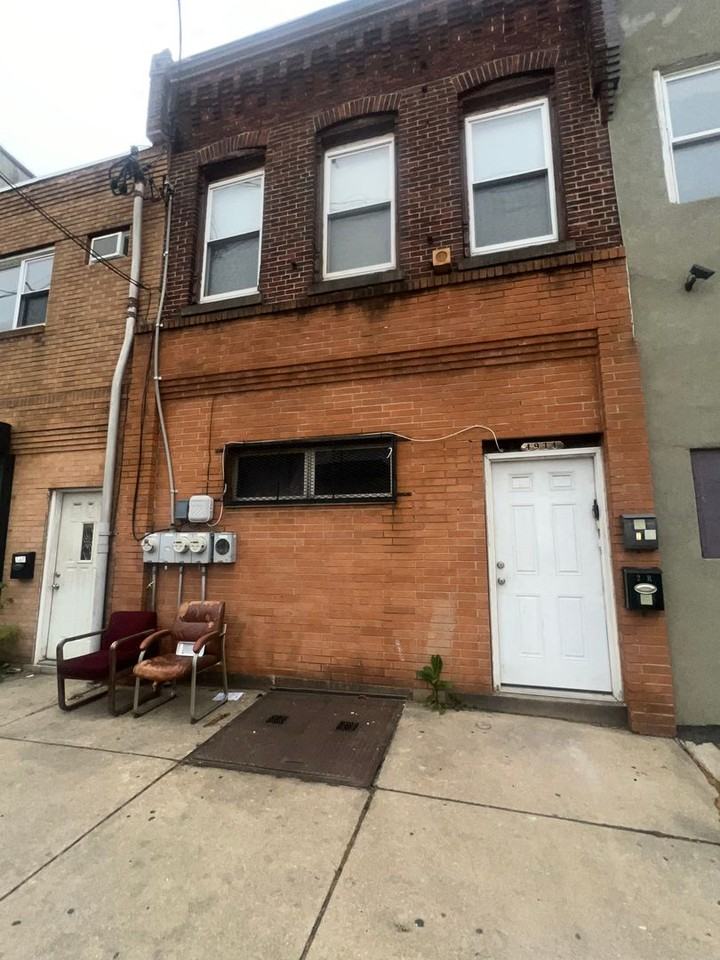 4914 Lancaster Avenue - Photo 3 of 13