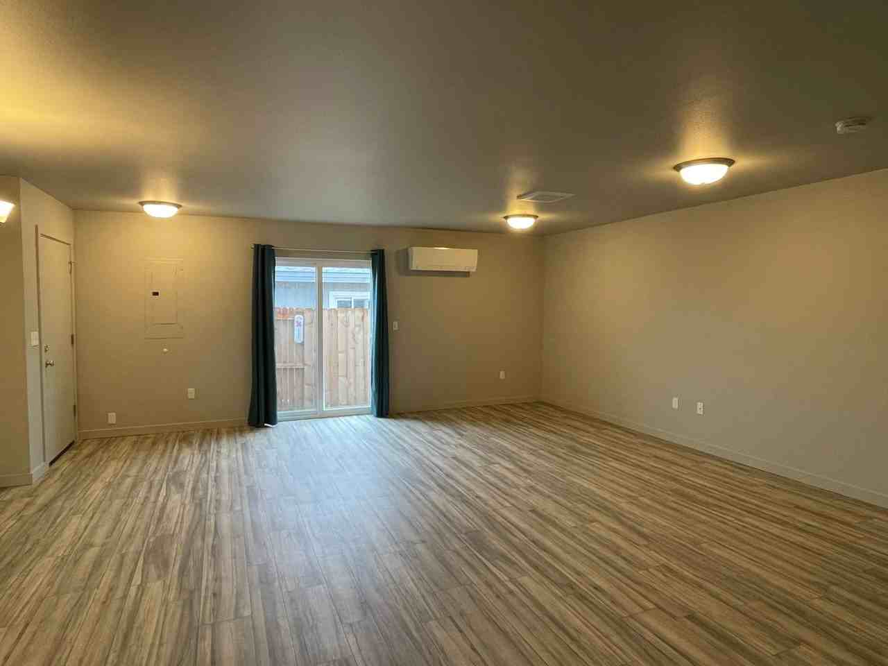 2507 E Helena St - Photo 4 of 15