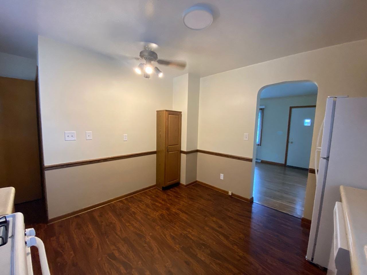 343 Beverly Hills Drive - Photo 2 of 18