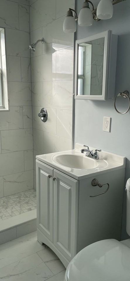 915 13th Ave S - Photo 5 of 14