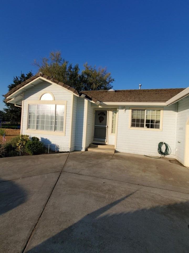 18969 Ketch Pl - Photo 3 of 18