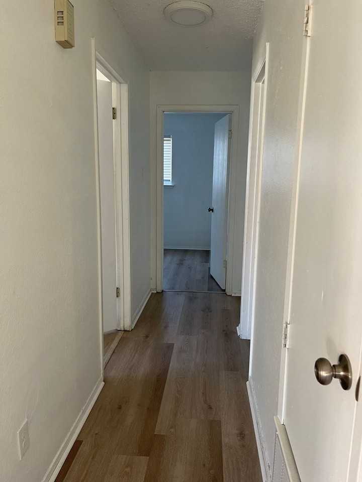 2108 Dickens Dr - Photo 6 of 9