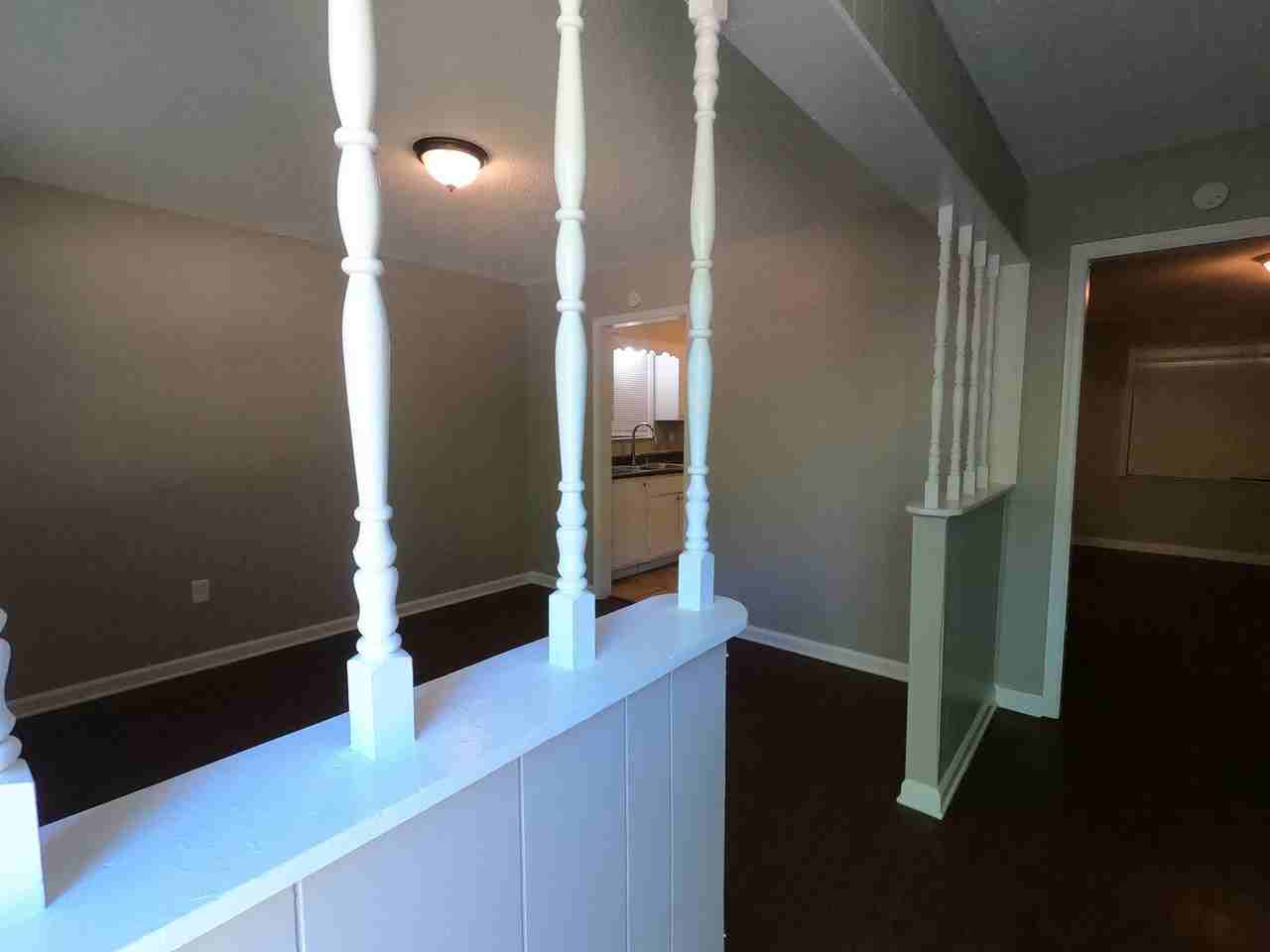 3897 Wordsworth Avenue - Photo 2 of 13