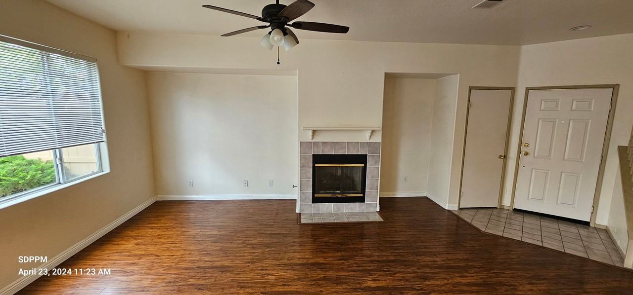 10960 Ivy Hill Dr #6 - Photo 5 of 34