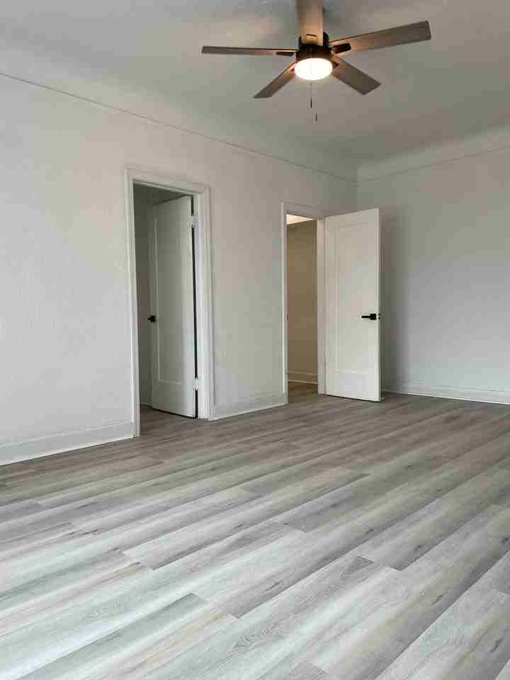 7th Street Apartments - Photo 4 of 20