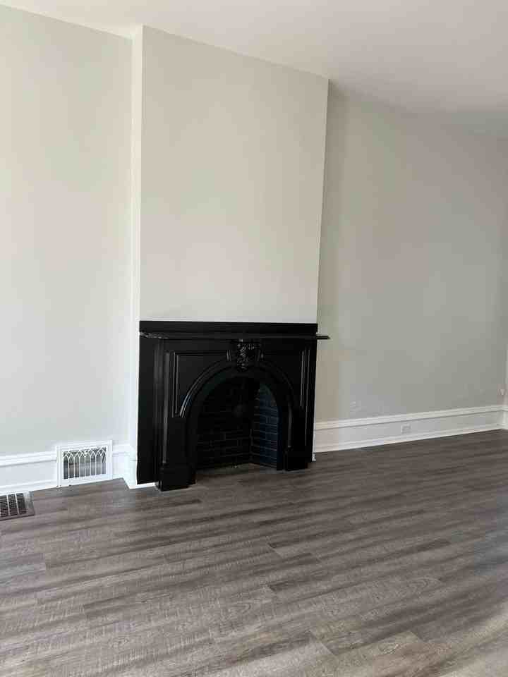 125 N 3rd St - Photo 3 of 13