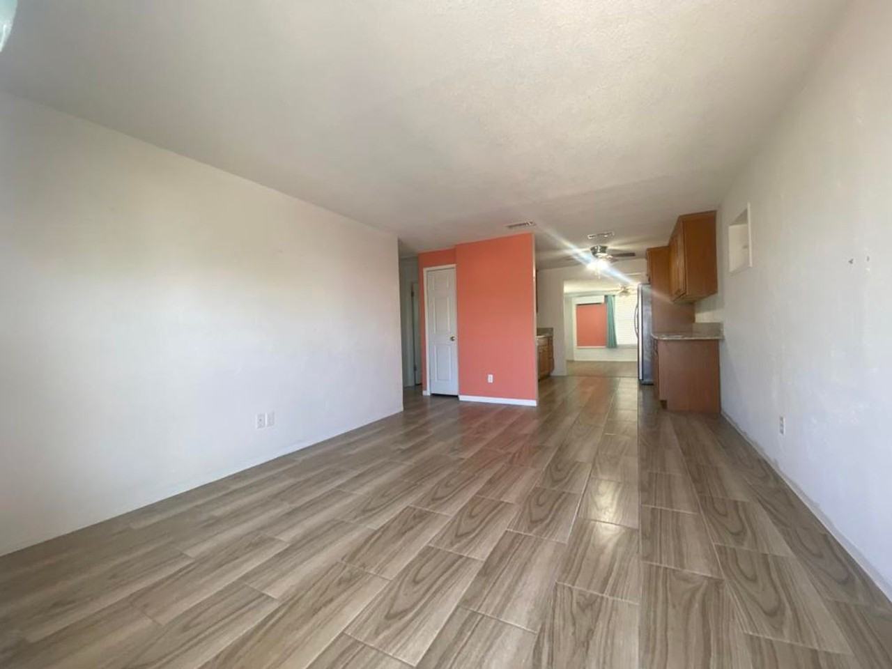 19 River Shore Dr - Photo 3 of 21