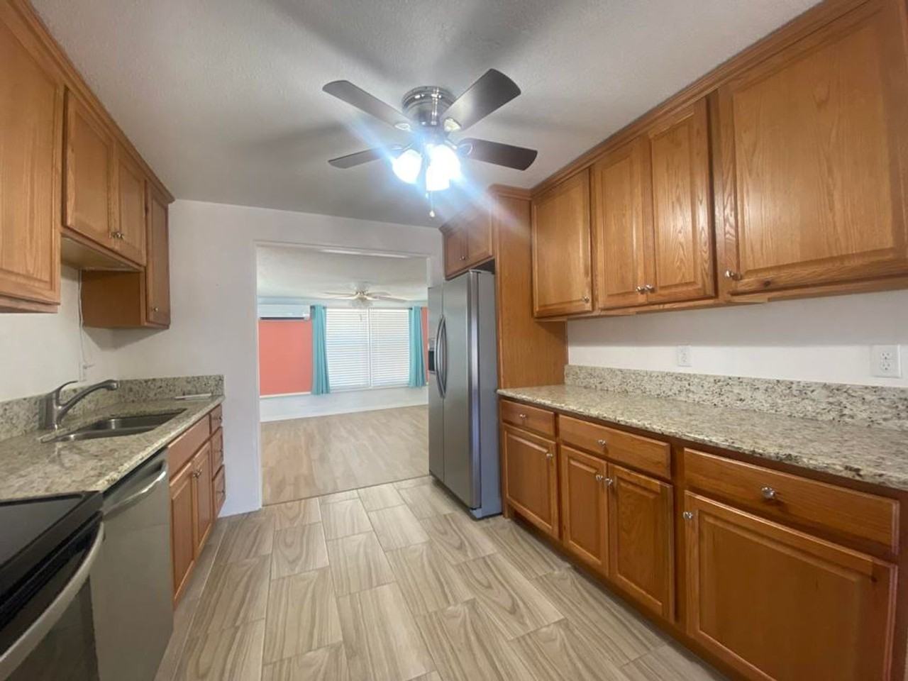 19 River Shore Dr - Photo 4 of 21
