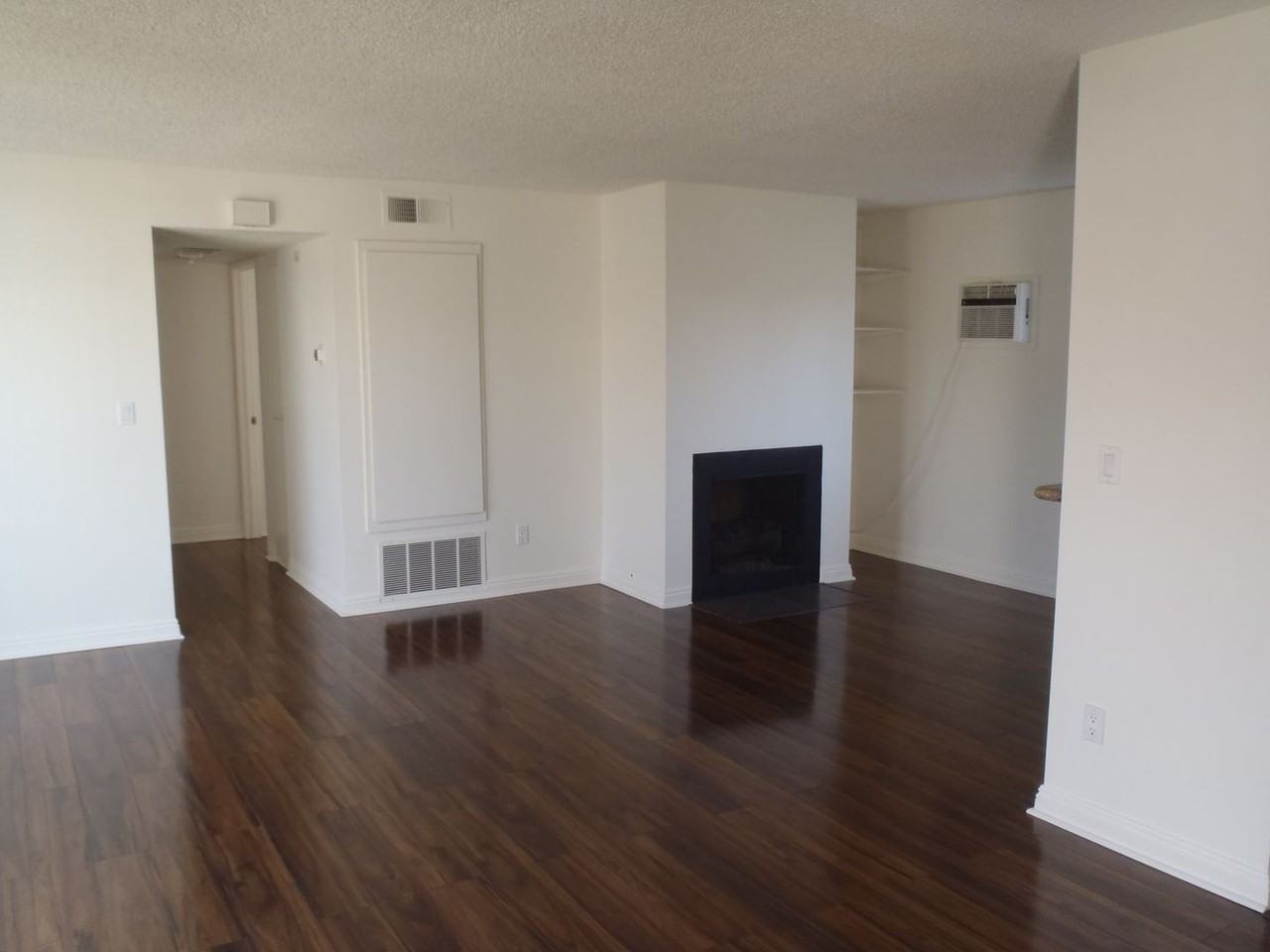 17762 Paseo Cir #D - Photo 6 of 14