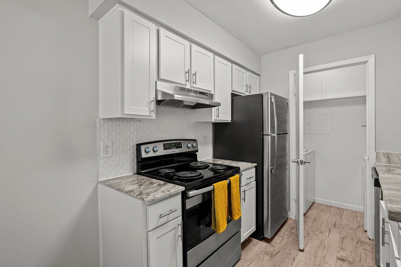 One Month Free - Photo 6 of 50