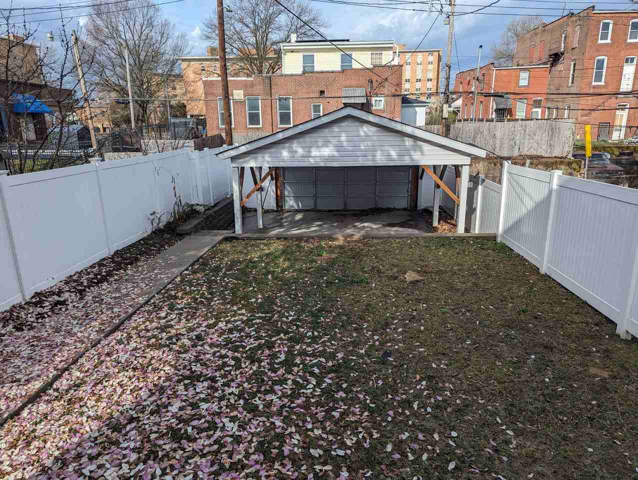 3515 Indiana Ave - Photo 2 of 16