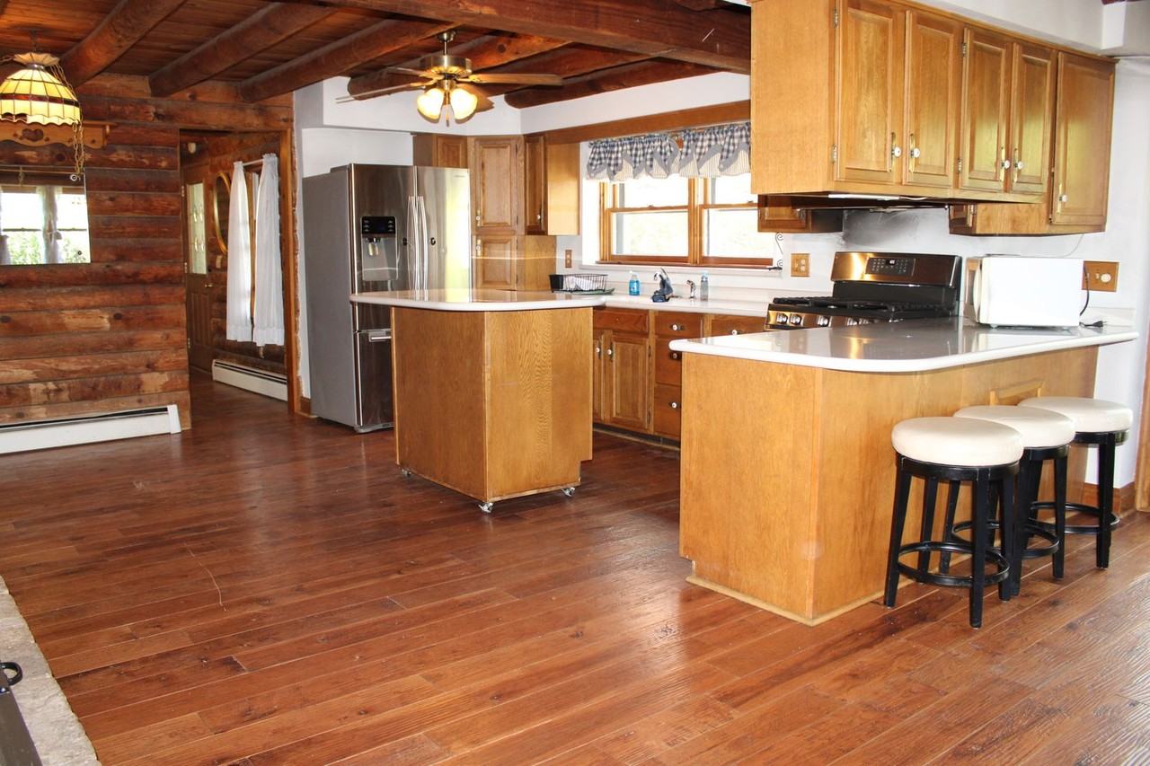 200 Glen Rock Rd - Photo 3 of 14
