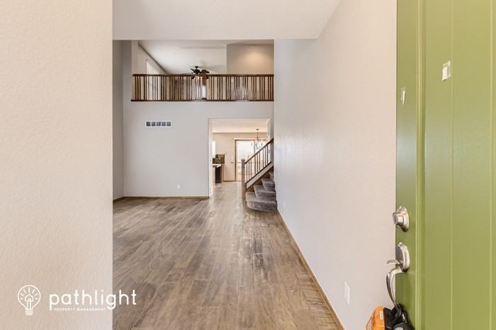 4115 Scarlet Oak Ct - Photo 2 of 24