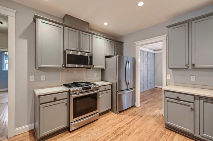 1519 Peak Ct - Photo 2 of 24