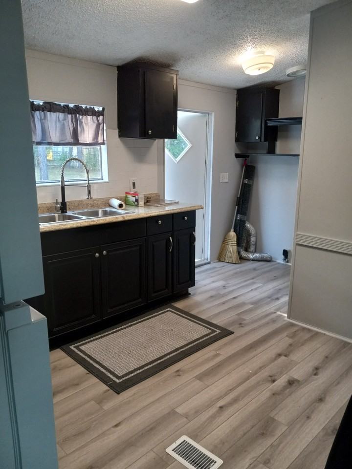 9060 Sw 38th Ave #NA - Photo 2 of 7