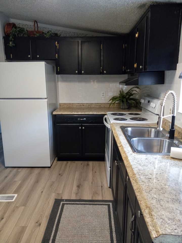 9060 Sw 38th Ave #NA - Photo 3 of 7