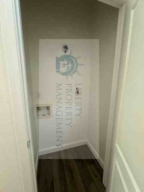 3003 S Sallee Ct #3003 - Photo 3 of 16