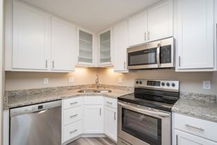 199 6th St #5 - Photo 1 of 1