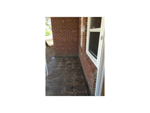 313 Olivia Cir - Photo 3 of 16