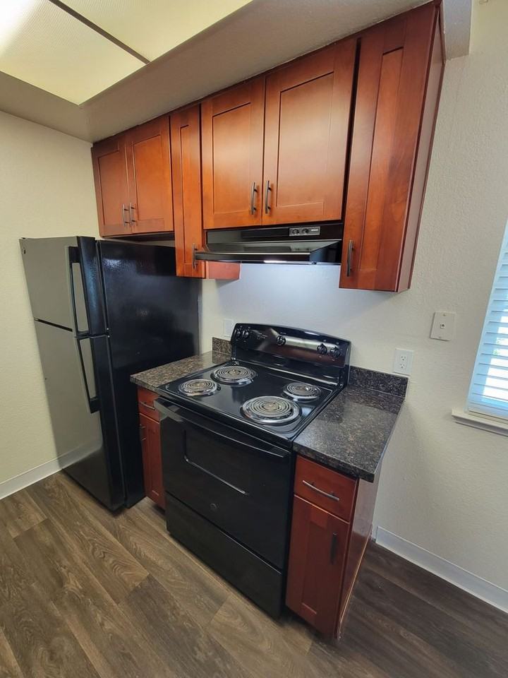 Bell Park - Photo 3 of 50