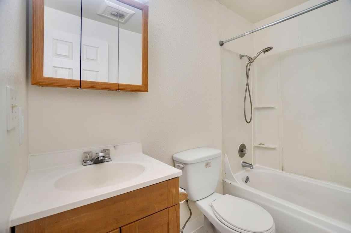 7415 146th Street Southwest - Photo 7 of 12