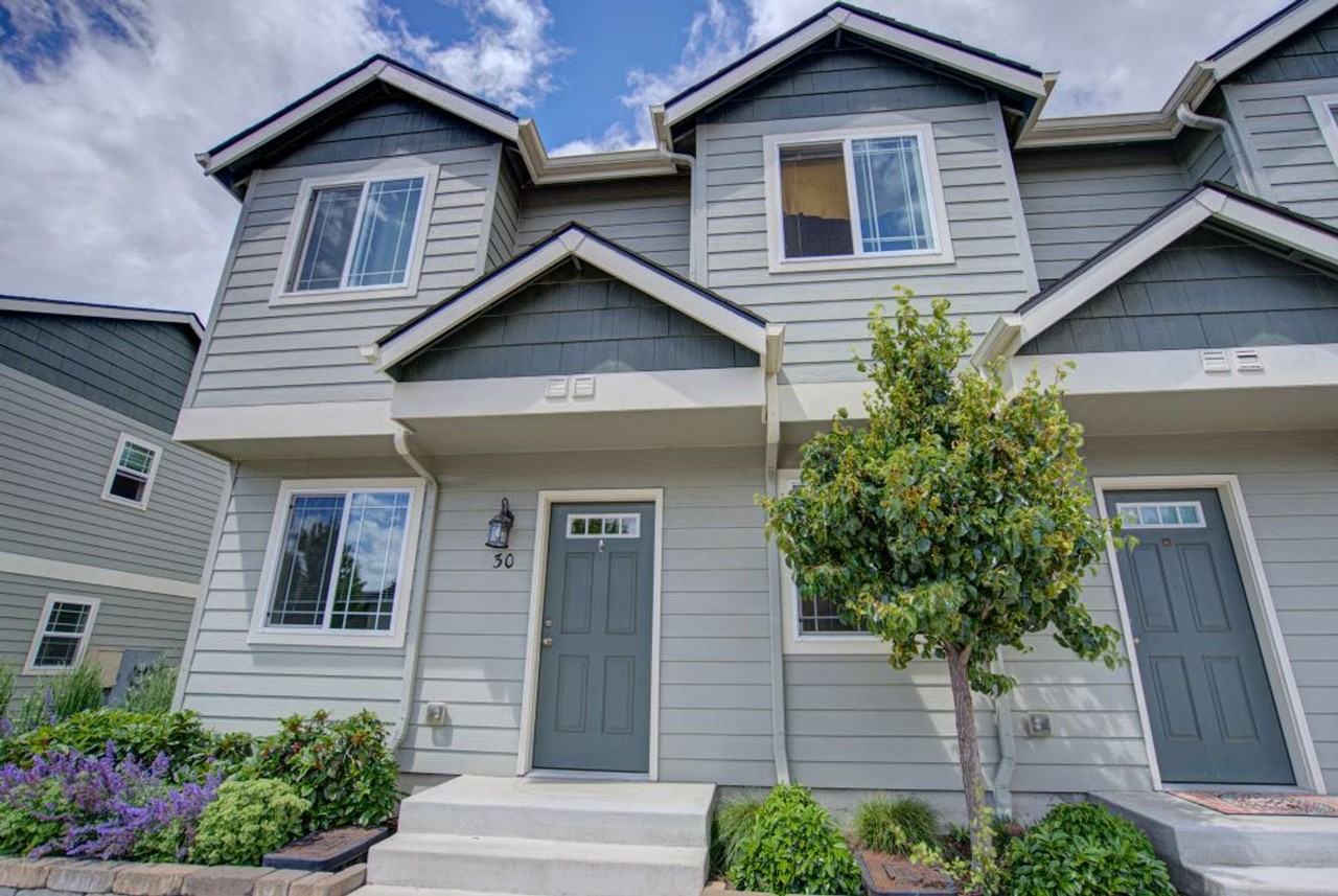 PIONEER TOWNHOMES - Photo 3 of 7