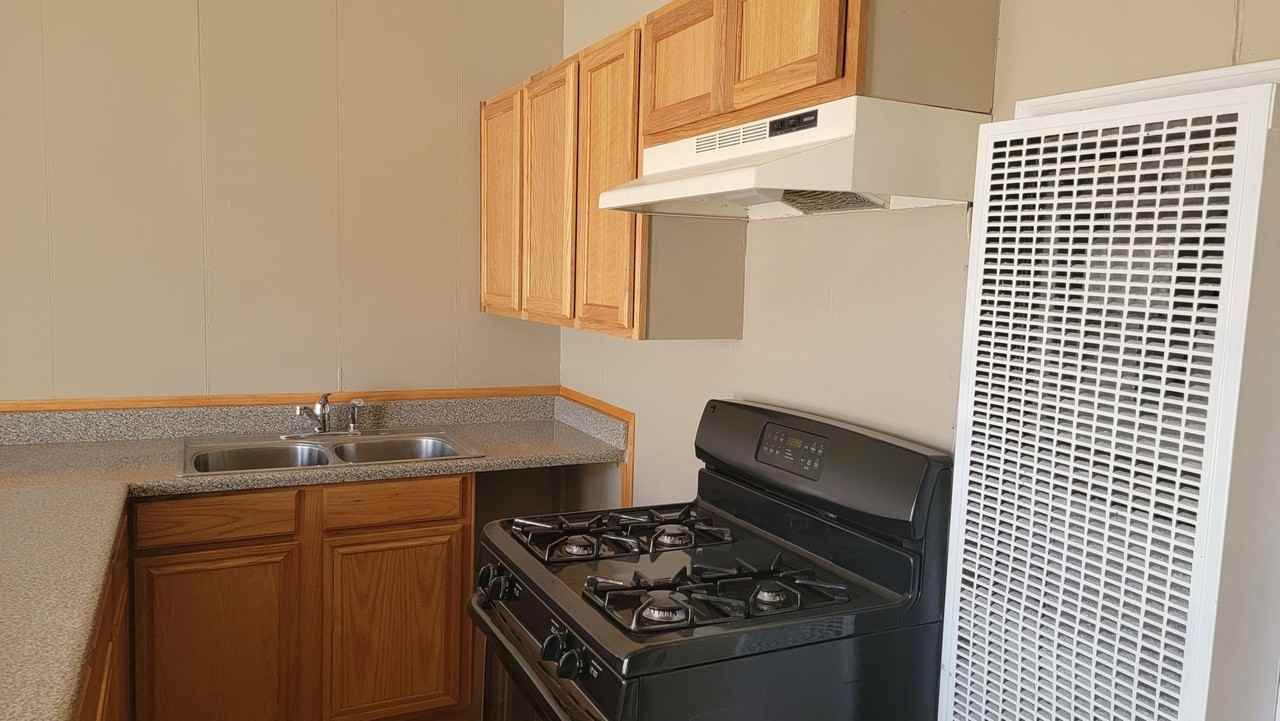 8932 Ankerson St #A - Photo 4 of 10