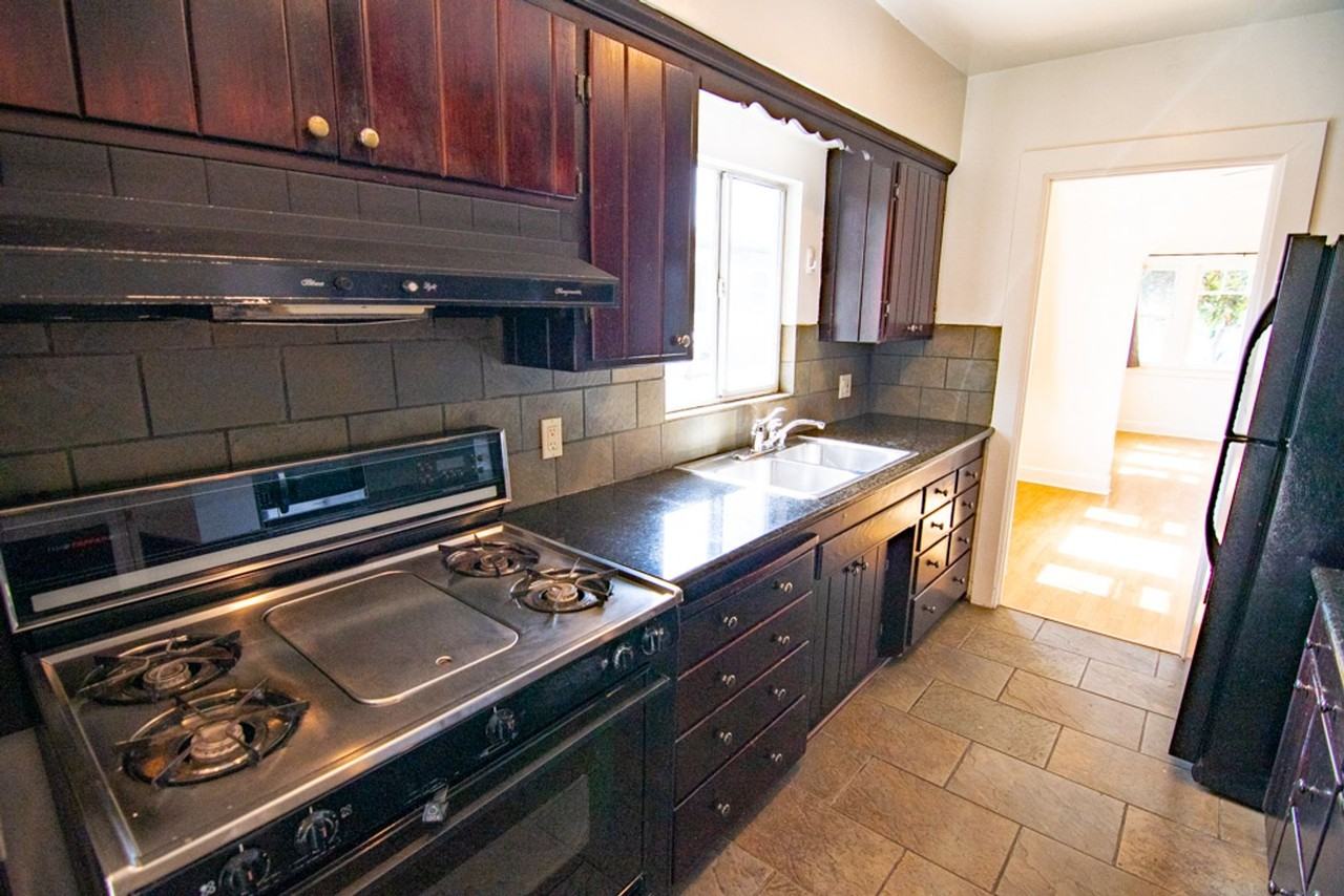 5434 Adams Avenue - Photo 3 of 38