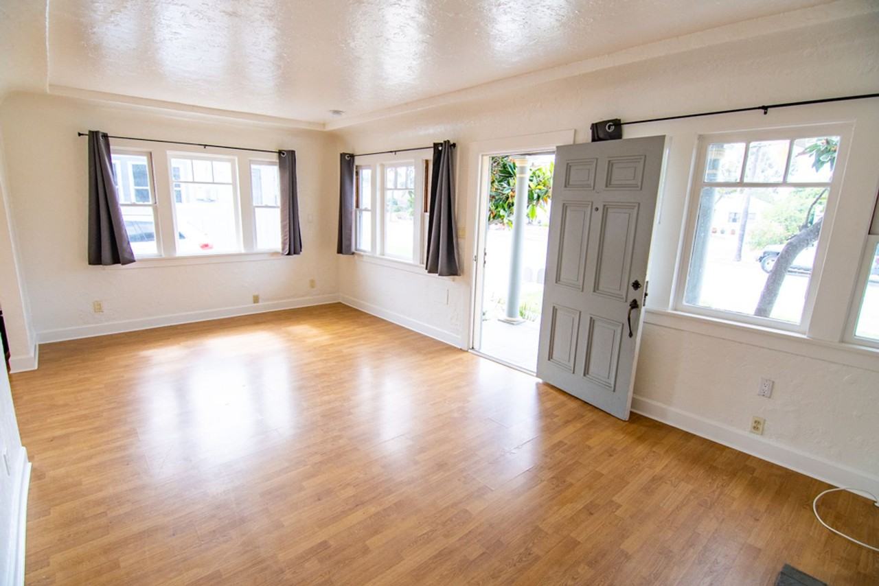 5434 Adams Avenue - Photo 6 of 38