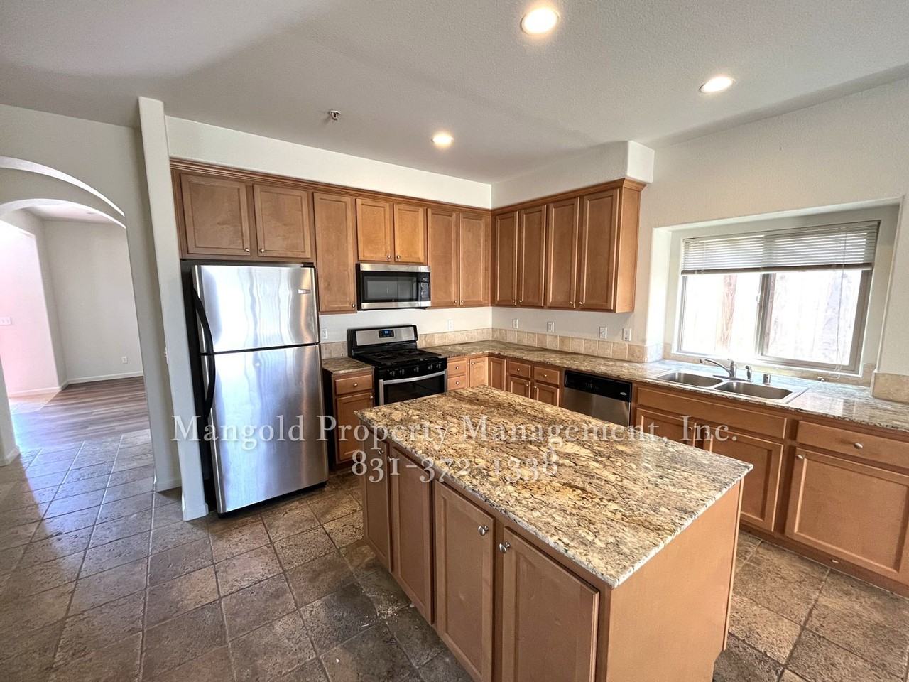 3075cre - Photo 2 of 8