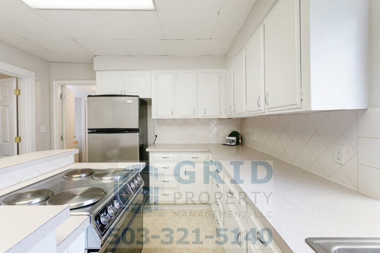 9339 N Oswego Ave - Photo 6 of 21