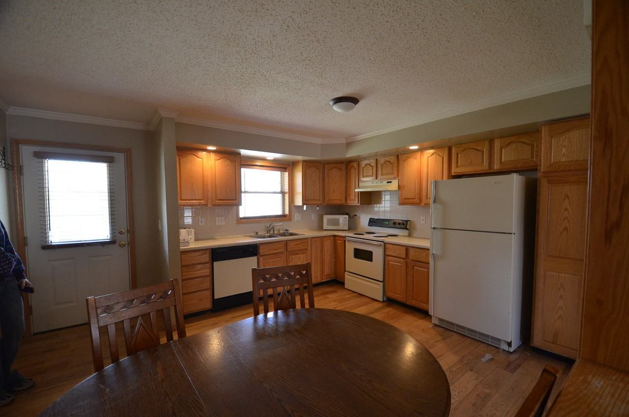 247D Kennington Place - Photo 2 of 16